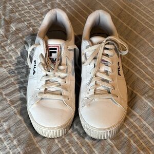 Fila Women's Classic White Sneakers Sz 10